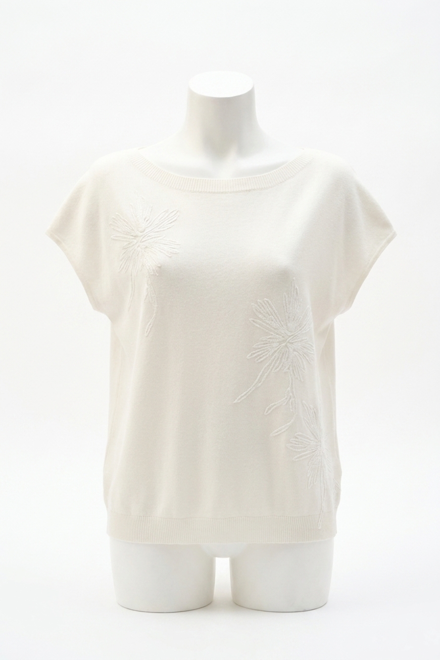 NEW JOSEPH RIBKOFF sweater knit top in vanilla